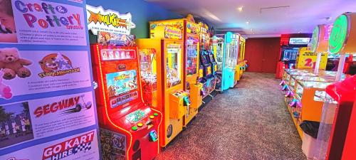 Eagle's Den Caravan Holiday Retreat in ลอสซีเมาธ์