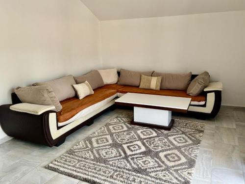 Valentina Apartman in رادانوفيشي