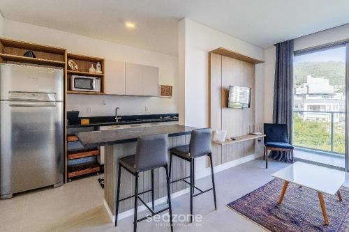 مطبخ, Estadia em prédio com piscina, academia e lazer - SSL (Estadia em predio com piscina, academia e lazer - SSL) in Itacorubi