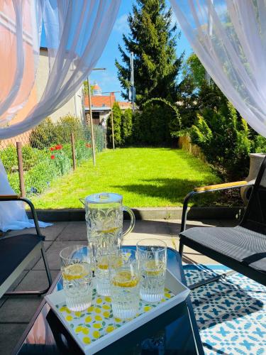 Балкон, Przytulny apartament z tarasem in Ольштинек