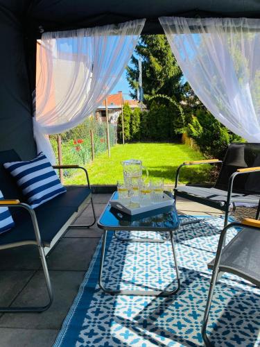 Przytulny apartament z tarasem in Ольштинек