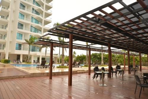 Apartment with Sea View image 4