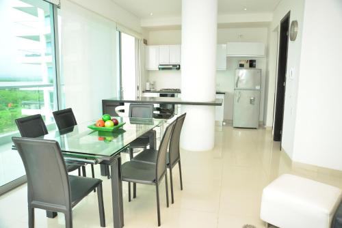 Moderno 3 Alcobas Frente a Playa - image 4