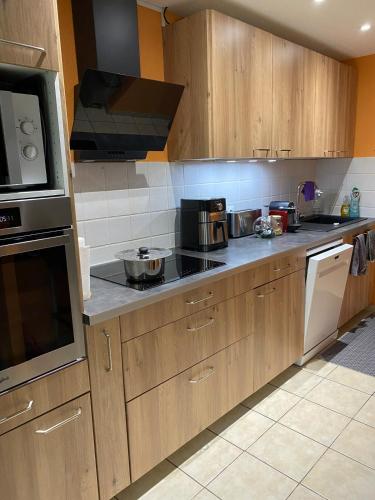 Residence piscine Ste Roses in Baie-Mahault