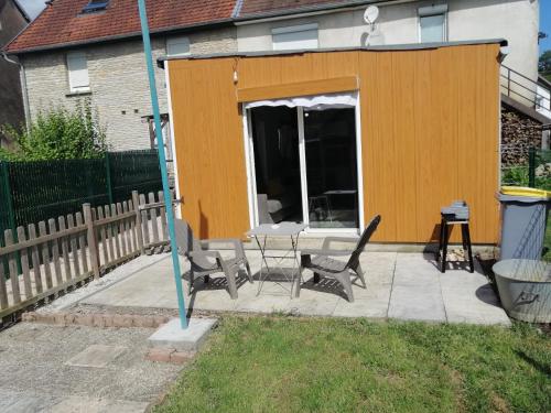 Studio avec terrasse in Ranchot