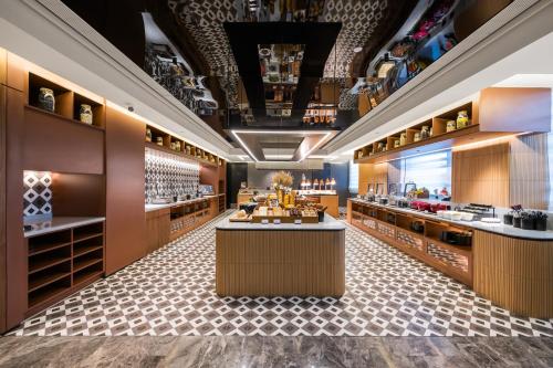 Food and beverages, Hilton Garden Inn Beijing Daxing International Airport in Daxing District
