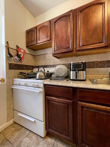 2-Bedroom Apartment in the Bronx and Pet Friendly - 편의 시설/서비스