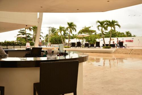 Apartment with Sea View image 5