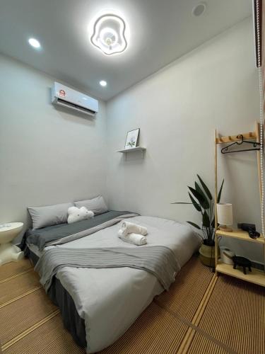 room detail thumbnail 0