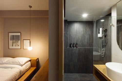 Maplewood Hotel Chiangmai - Tap to explore photos