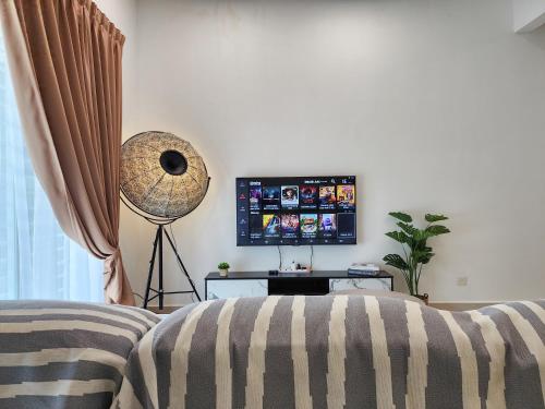 Rawang Home near Aeon|15 Pax|WIFI|Game|Smart TV - image 12