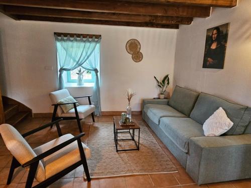 Holiday Home in Pionsat Auvergne with Garden gîte à louer Pionsat