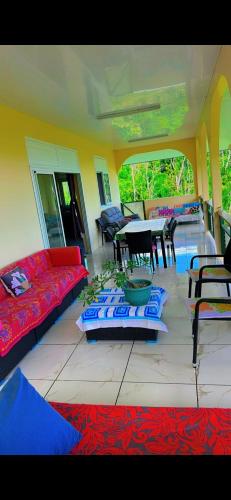 PUNAEI LODGE in ฮีวา โออา