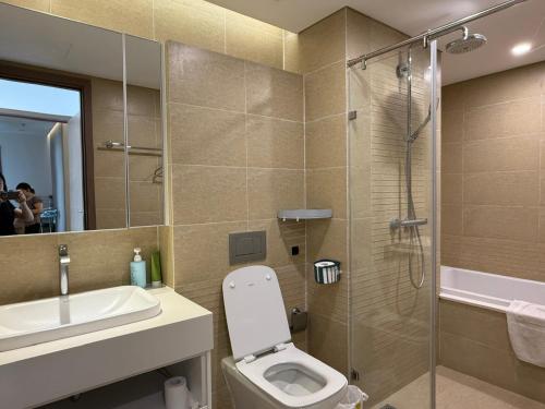 Three-Bedroom Apartment image 4