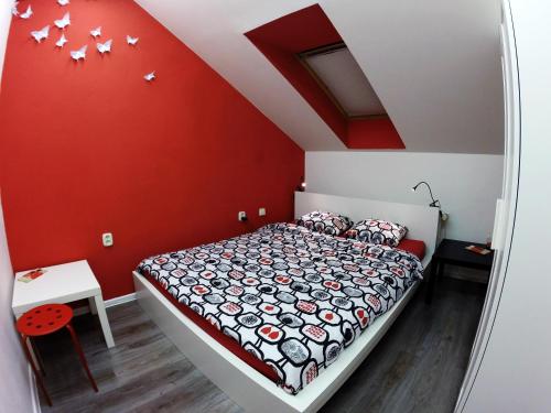 Nitra Glycerin Hostel - image 4