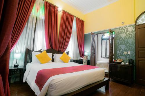 room detail thumbnail 0