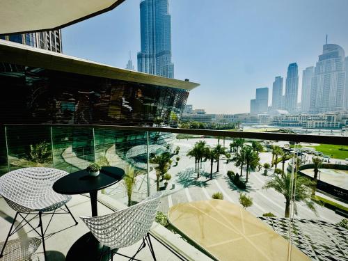 Venduras Homes -Grande Tower, Downtown Dubai, Burj Khalifa & Fountain Views, Dubaj