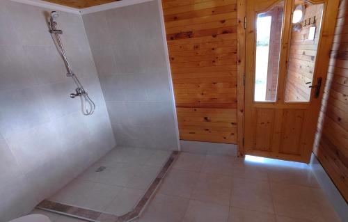 Vannas istaba, Lakeview Glamping in Glavatartsi