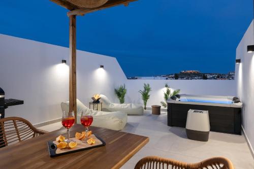 Onar -Quiet Luxury Suites with Private Jacuzzi-Ideal for Couples 3
