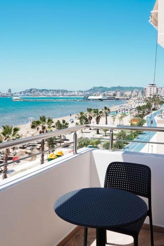 Marina Rooms in เดอร์เรส