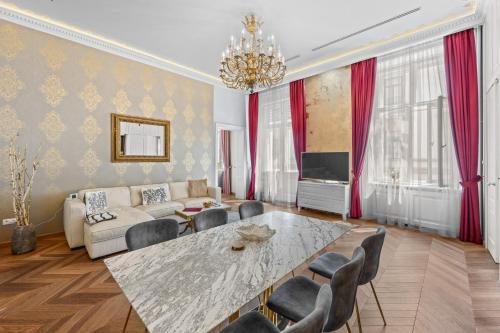 Count Zrinyi Basilica Luxurious Residence, Budapest (photo 6)