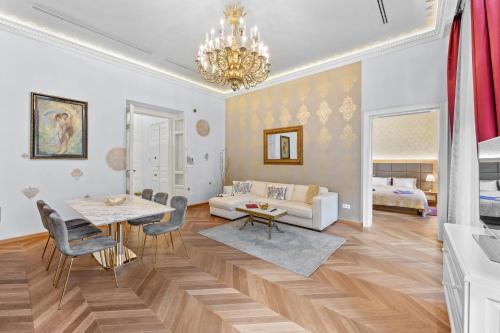Count Zrinyi Basilica Luxurious Residence, Budapest (photo 8)