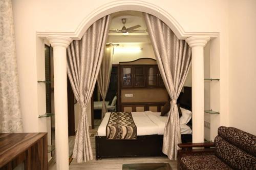 Ravisha Homestay Prayagraj - Wadgaon