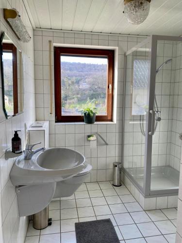 Fürdőszoba, Ferienwohnung Wald & Ring in Wimbach