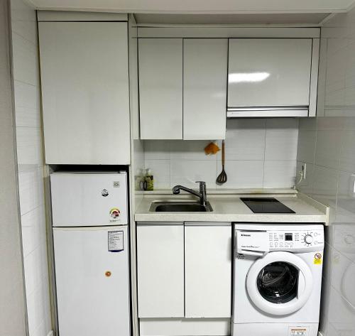 NJ Affordable and cozy accommodation near Nakseongdae Station, Seoul (photo 10)