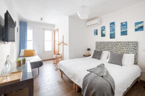 Retro Guest House 2
