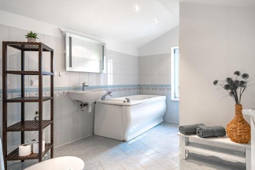 Large and cozy 2-level apartment, Tallinn (photo 8)