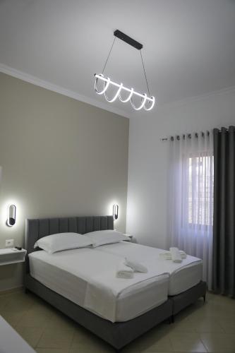 Deluxe Triple Room image 10