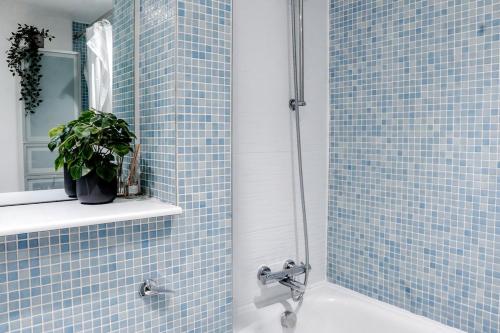 Elegant 2BR City Centre Balcony by Victoria, Manchester (fotografie 10)