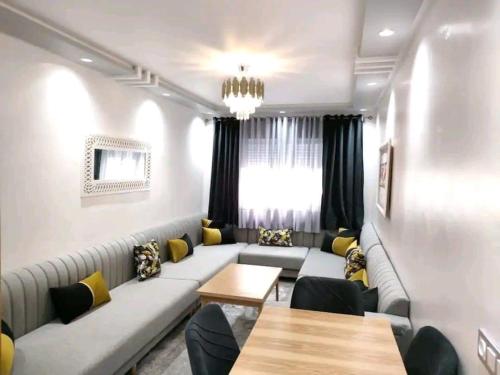 Great air-conditioned place with good proximity – khách sạn tại Manar