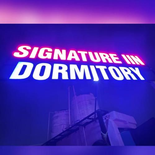 Signature Inn Dormitory – khách sạn tại Đông Andheri