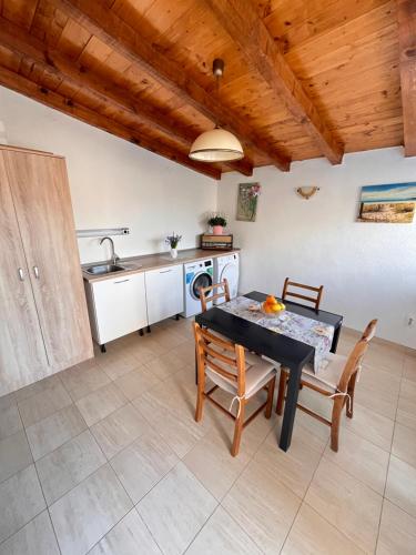 Lavanda Apartment in Vrbanj