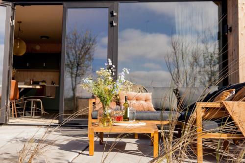 Ecohome Storm 8personen en baby Zeezand Recreatie in 't Zand