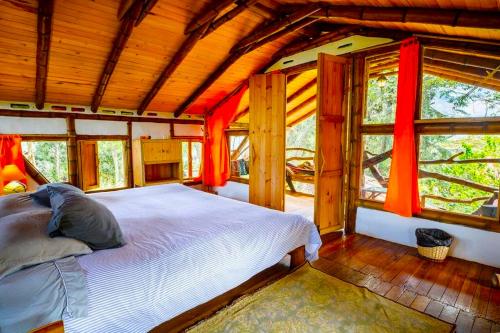 francois house hotel