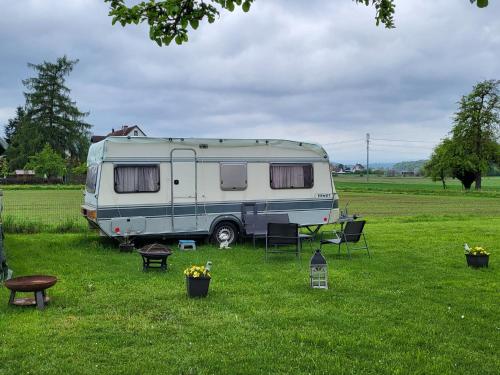 Dani's Wohnwagen B&B in Ramsen, Schweiz