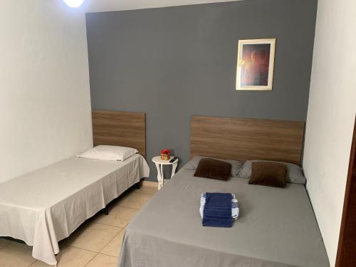 1 double bed, 1 twin bed