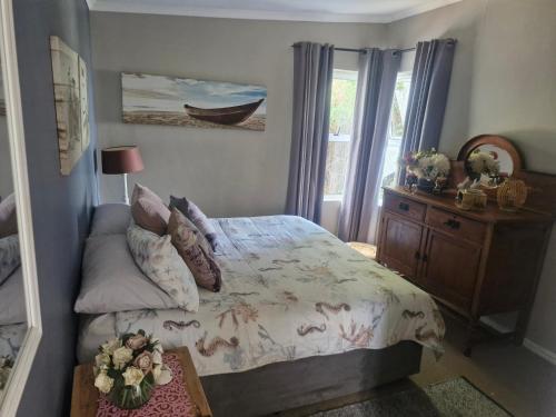 Jamieson Hide Away near Boulders Beach