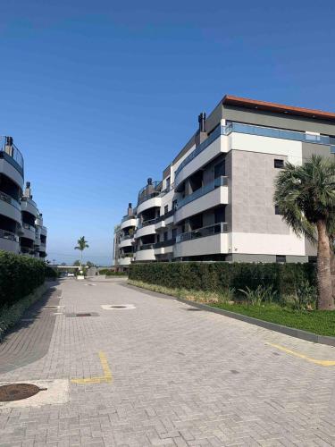 Condômino club com piscinas próximo da praia (Condomino club com piscinas proximo da praia) in ริโอ ตาวาเรส