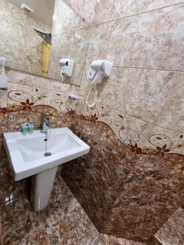 Rubin Hotel - image 4