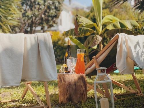 Coastal Garden Paradise Retreat- 6 min from the beach chambre d'hôte Sobreda