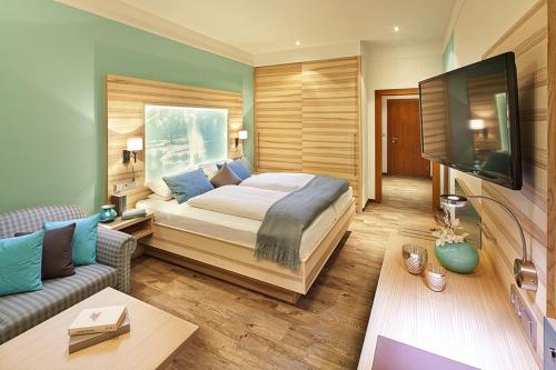1 queen bed