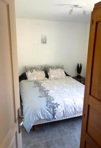 2 bedrooms, 2 beds