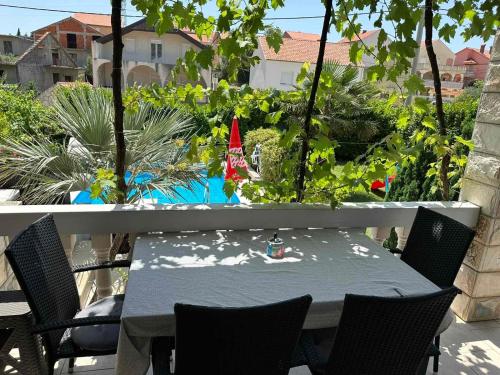 Balkons/terase, DUBROVNIK - IVANICA: “SUNNYHILLS APARTMENTS” WITH POOL in Ivanica