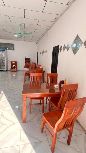 บริการและสิ่งอำนวยความสะดวก, A PATUXAY VIENTIANE HOTEL & APARTMENT  in พาทูเซย์/วิคทอรี เกท