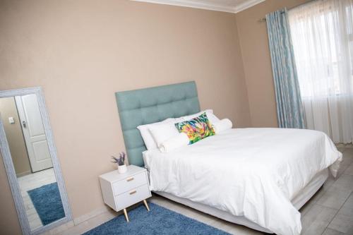 AndriMat Roadside Guest Lodge in Pilanesberg Nemzeti Park
