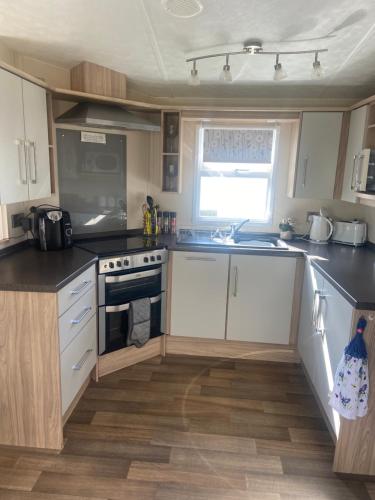 Otters Rural Retreat - Private Hot-Tub & Free Golf for guests included in Shilbottle